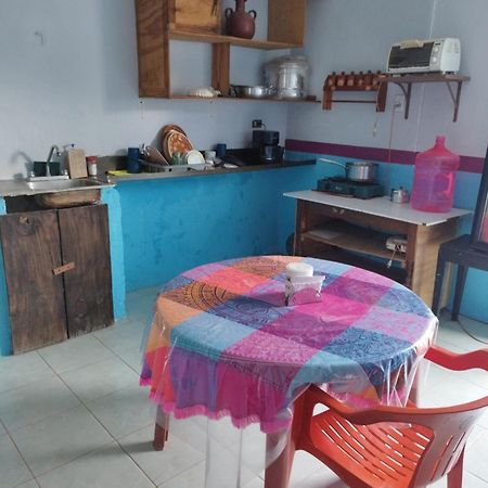 Hostal Y Temazcal Guemez Pisté Buitenkant foto