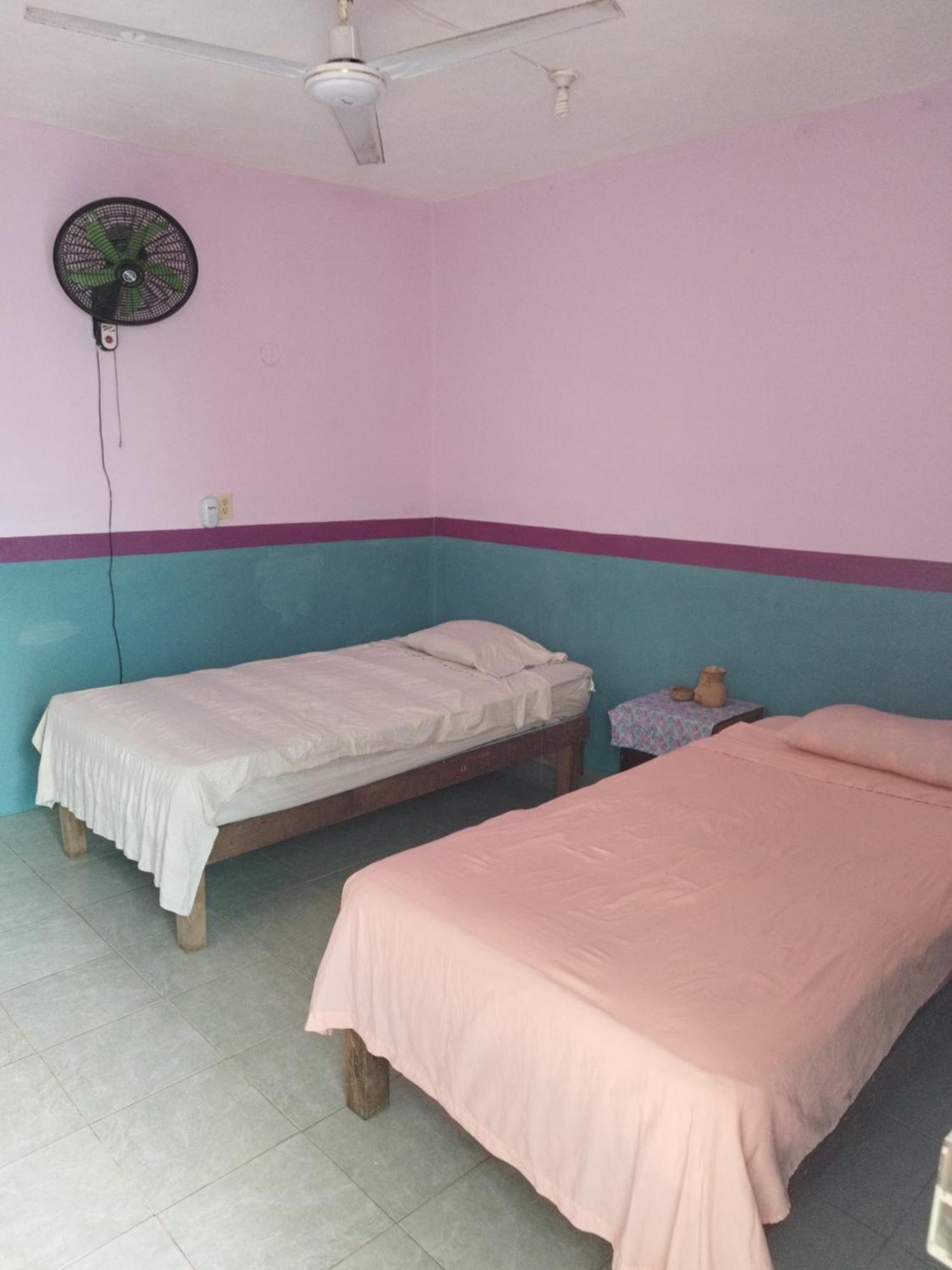 Hostal Y Temazcal Guemez Pisté Buitenkant foto
